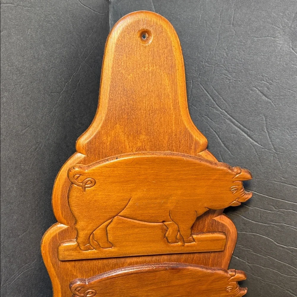 Vintage 3 Slotted Pig Letter Holders And Key Chain Holders! Farm Country Style!